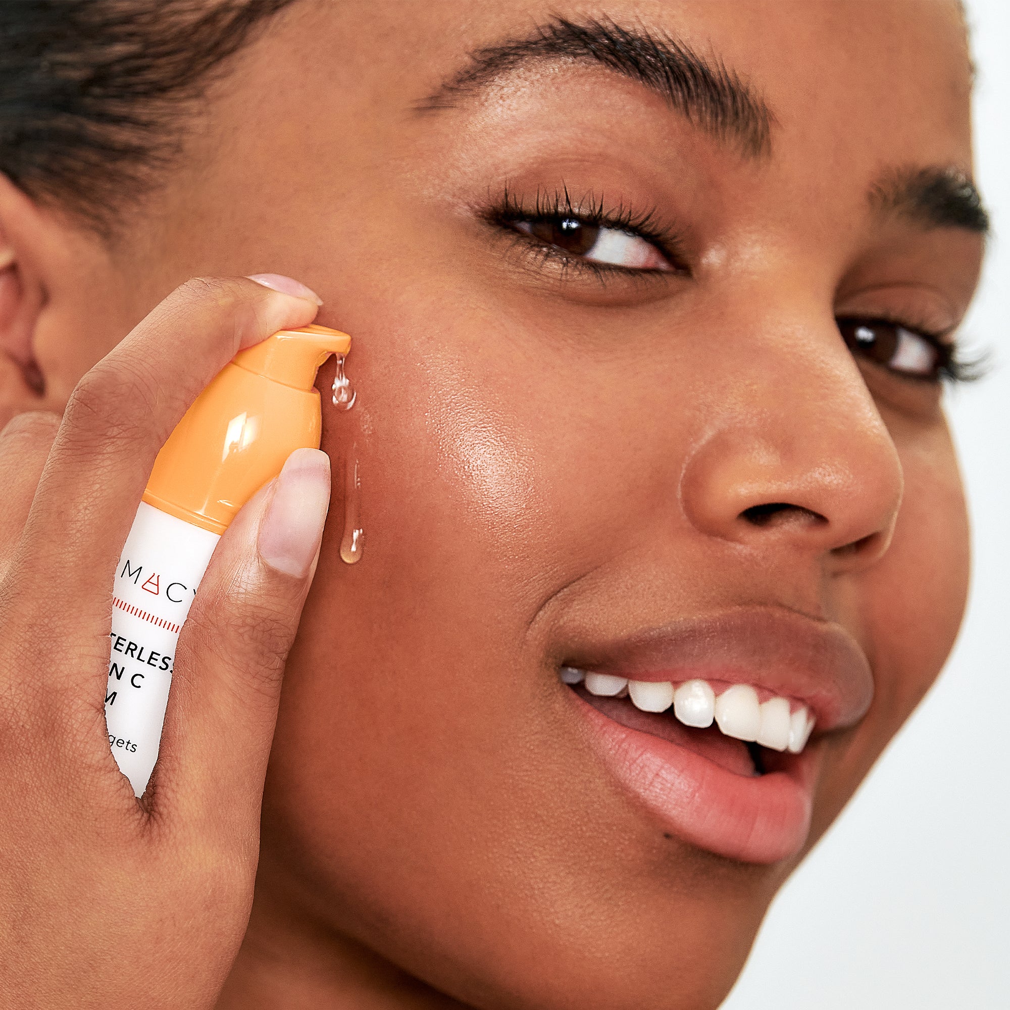 10% Waterless Vitamin C Serum Trial Size - Image 3